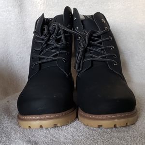 Men's work boots